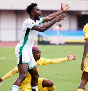 'A big, physical man' â€“ Aston Villa icon reacts to rumours linking Ndidi with Man Utd and Everton
